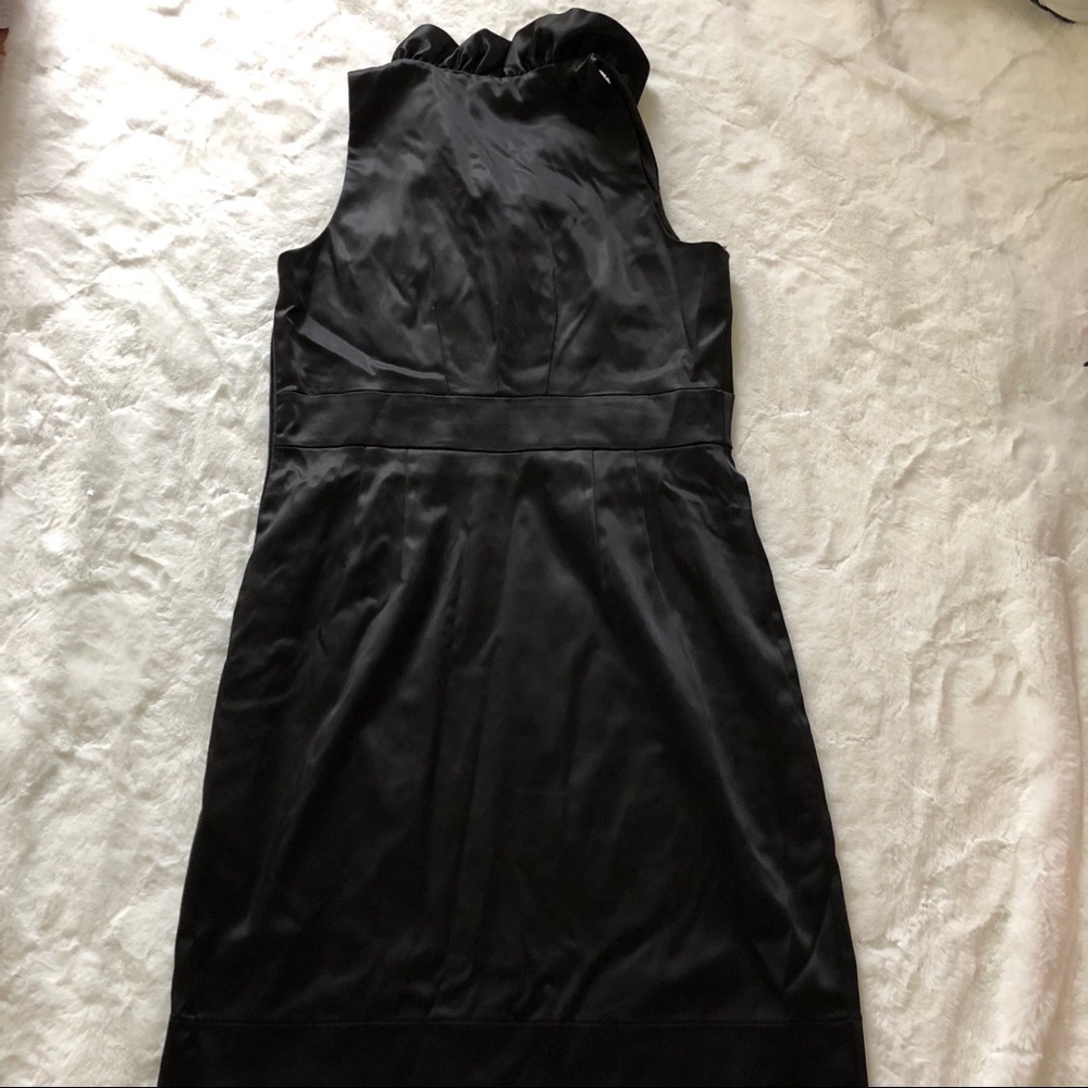 Taylor Ruffle Collar Dress - Picture 2 of 3